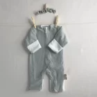 Pijama Enterizo disponible en Alas por tres. Abrigando con amor - Descubre nuestras prendas suaves, cálidas y seguras para los más pequeños. Ropa para bebés prematuros y Niños hasta 4 años. Recién Nacido, Primera muda